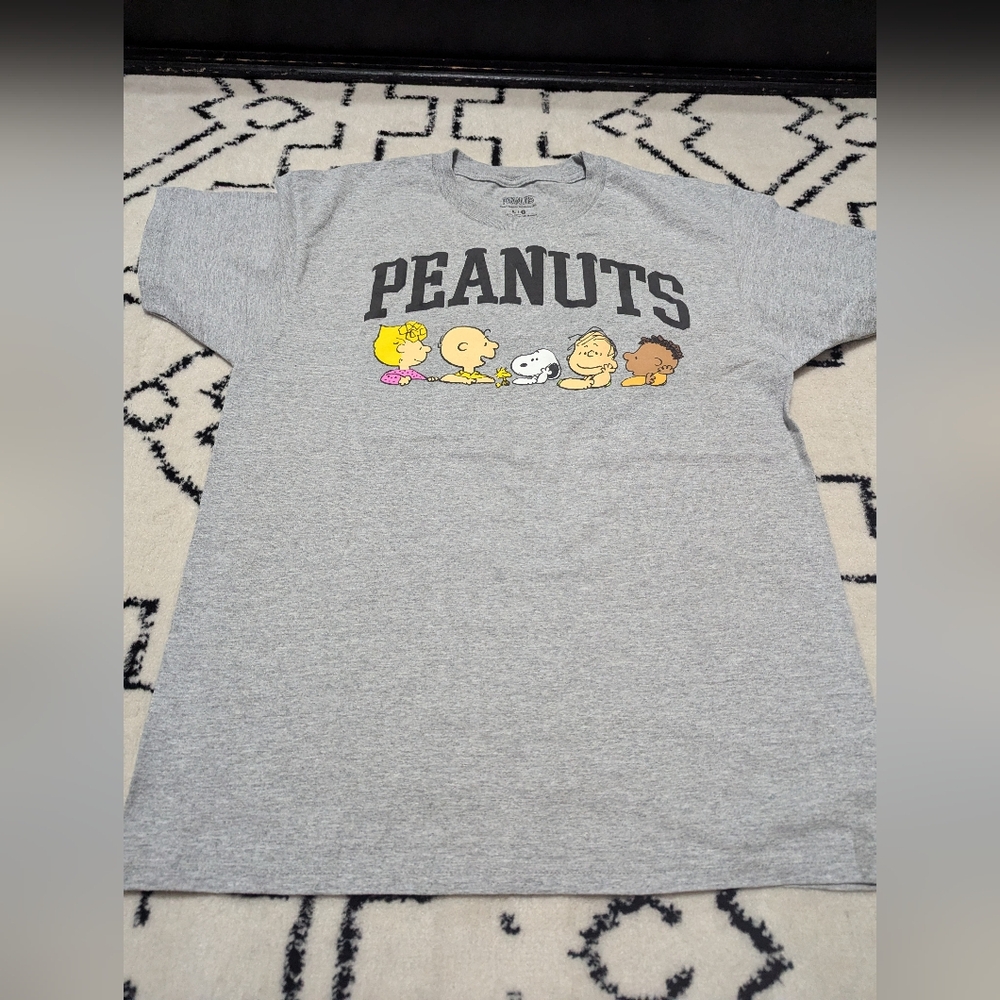 Peanuts College Tshirt